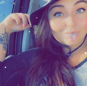 Meet your Posher, Emm